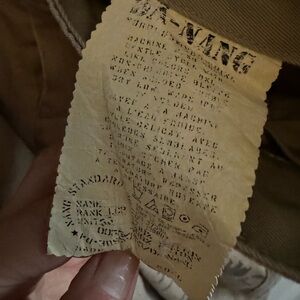 Da Nang capri slacks with beautiful detail. Good used condition.